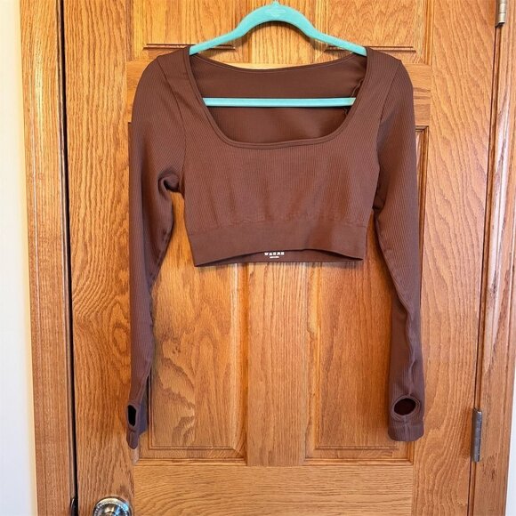 QQQ Women's Brown Ribbed Cropped Top Long Sleeve w/ Thumb Holes M - Picture 1 of 4